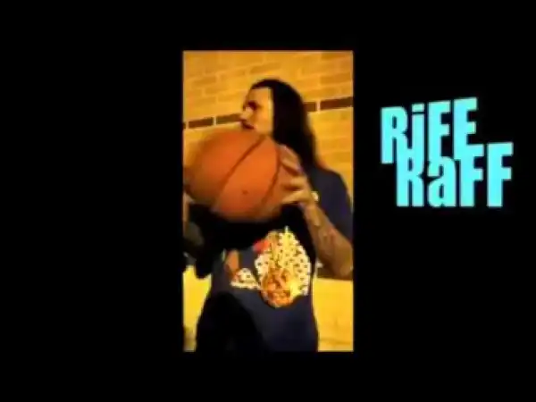 Video: MTV Riff Raff - Michael Jordan Jumper